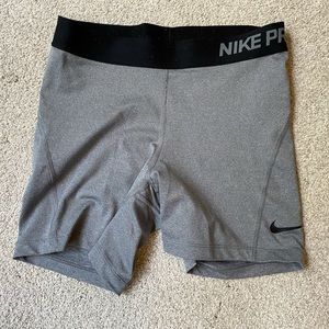 Women Nike Pros
